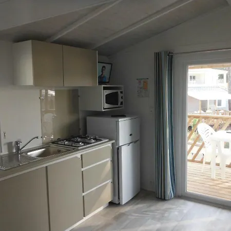 L'elephant Кемпинг